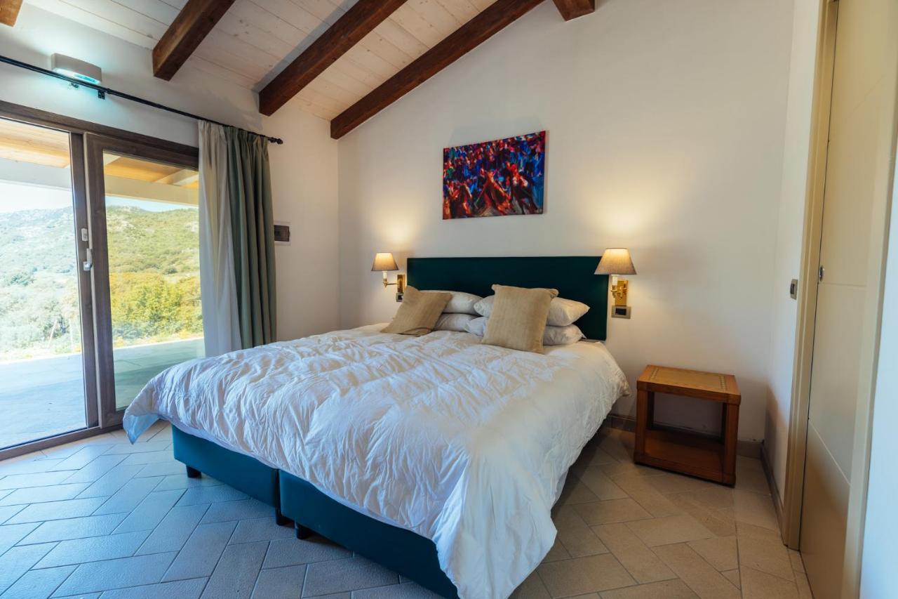 Agriturismo Bed And Breakfast Tanca Taroni Telti Kültér fotó