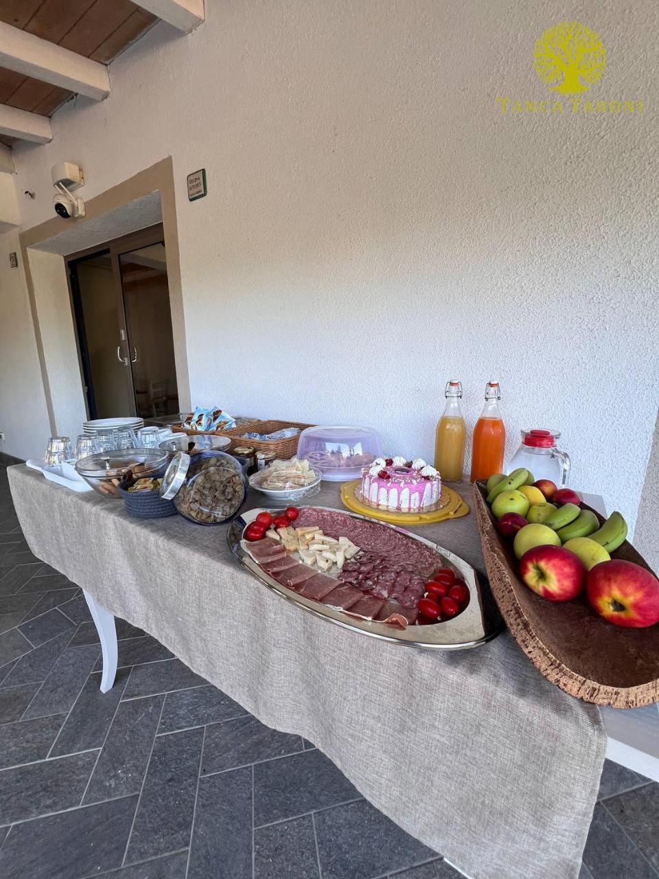 Agriturismo Bed And Breakfast Tanca Taroni Telti Kültér fotó