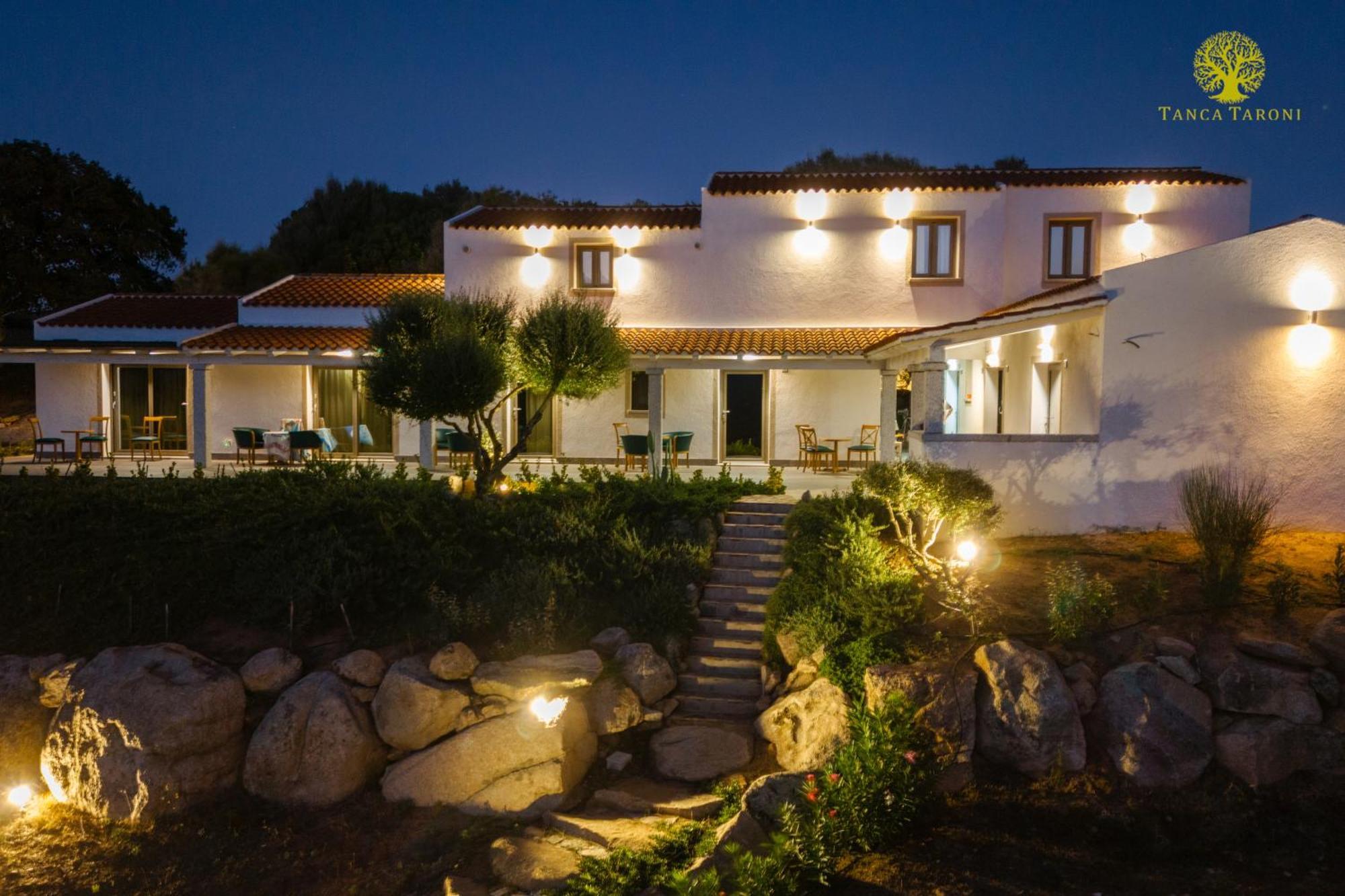 Agriturismo Bed And Breakfast Tanca Taroni Telti Kültér fotó